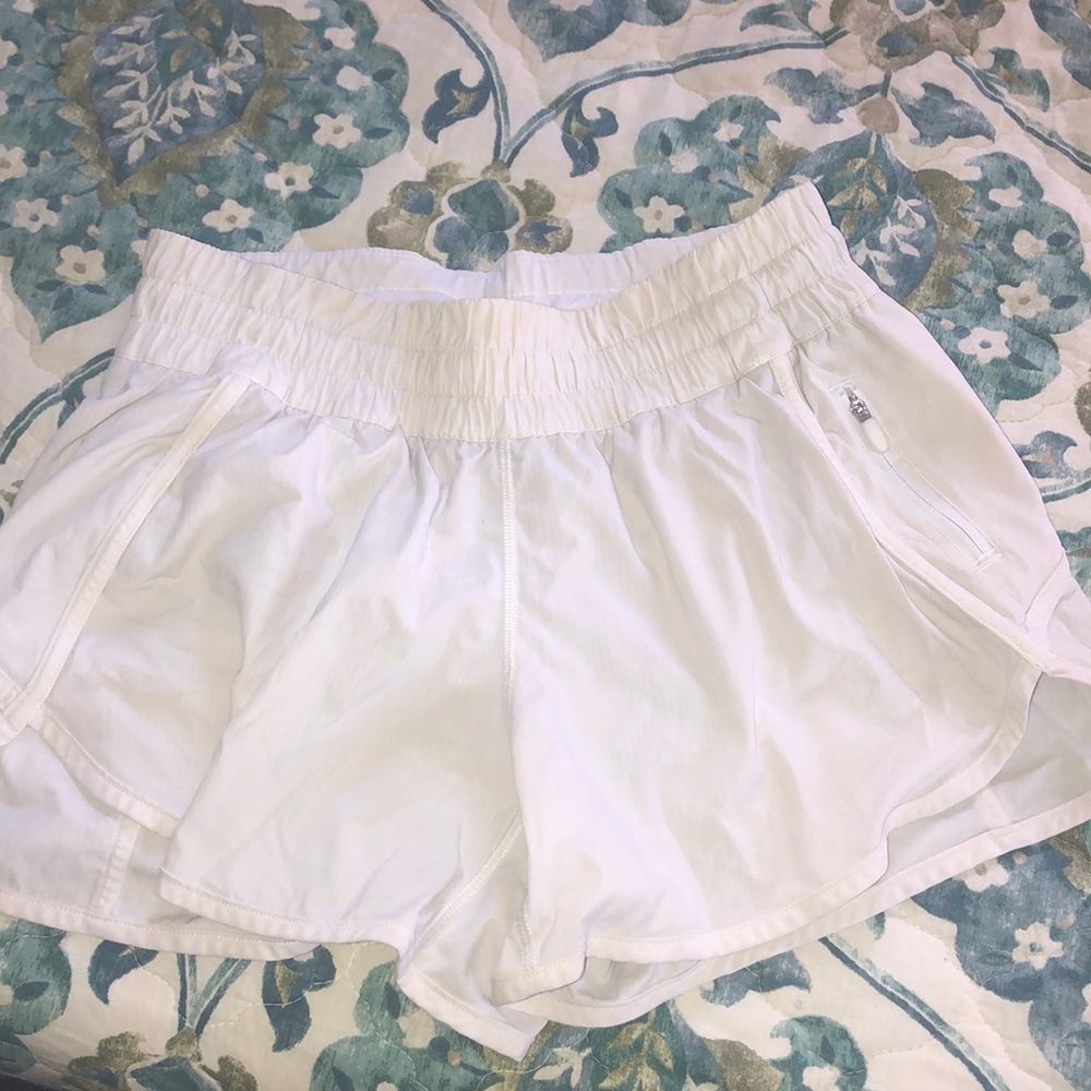 white lululemon tracker short V 4”